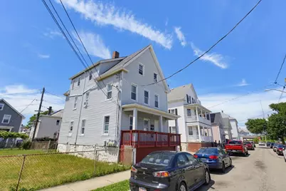 17 Margin St, New Bedford, MA 02744 - Photo 2