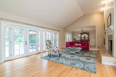 42 Elizabeth Cir, Longmeadow, MA 01106 - Photo 4