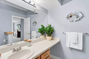 1 Riverview Blvd, Methuen, MA 01844 - Photo 18