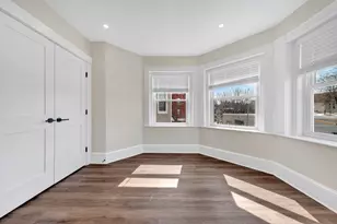 107 School St, Boston, MA 02119 - Photo 4