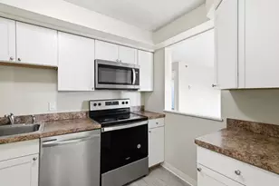 1025 Hancock St, Quincy, MA 02169 - Photo 6