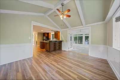 8 Joanne Dr, Hanson, MA 02341 - Photo 8
