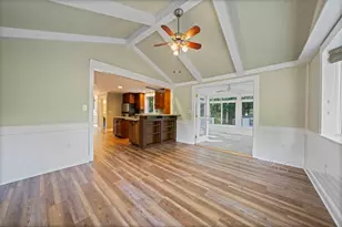 8 Joanne Dr, Hanson, MA 02341 - Photo 8