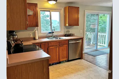 14 Ames Way, Pembroke, MA 02359 - Photo 4