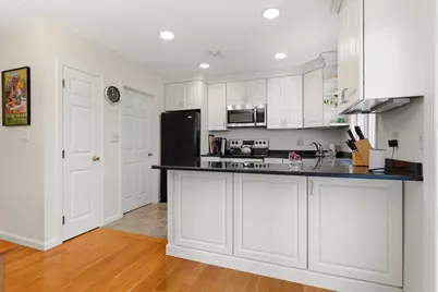 305 Salem St #312, Woburn, MA 01801 - Photo 6