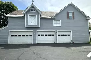58 Quincy St, North Adams, MA 01247 - Photo 6