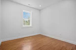 24 Cottage St, Taunton, MA 02780 - Photo 24