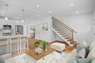 24 Cottage St, Taunton, MA 02780 - Photo 4