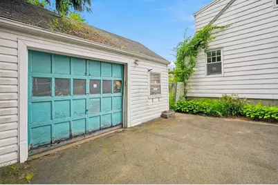 1258 Liberty Street, Springfield, MA 01104 - Photo 32
