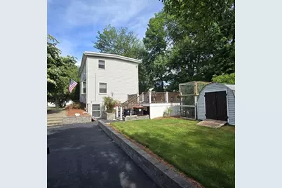 10 Wilbur Ave, Brockton, MA 02302 - Photo 26