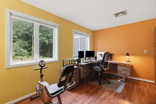 330 Sunderland Rd, Worcester, MA 01604 - Photo 10