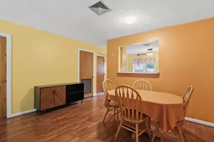330 Sunderland Rd, Worcester, MA 01604 - Photo 8