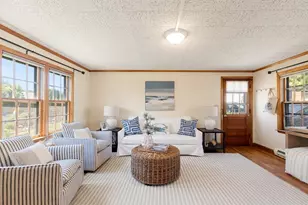 9 Jewett St, Rockport, MA 01966 - Photo 8