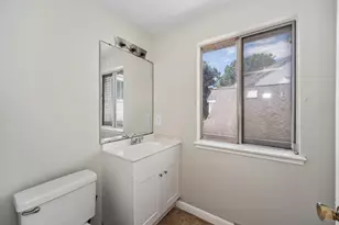 235 Lake St, Weymouth, MA 02189 - Photo 10