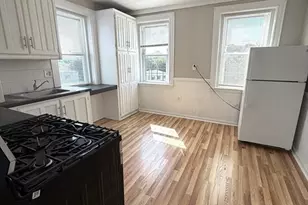 1076 Washington St, Norwood, MA 02062 - Photo 8