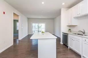 130 University Ave, Westwood, MA 02090 - Photo 4