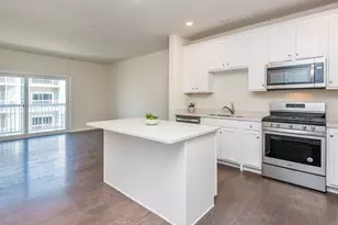 130 University Ave, Westwood, MA 02090 - Photo 2