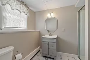 15 Dallas Rd, Lowell, MA 01854 - Photo 30