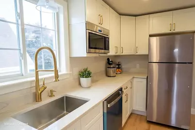 26 Carlton #3, Peabody, MA 01960 - Photo 4