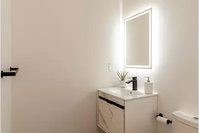 177 Thorndike St #1, Brookline, MA 02446 - Photo 10