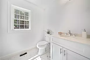 5 Clarendon, Holbrook, MA 02343 - Photo 16