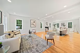 5 Clarendon, Holbrook, MA 02343 - Photo 2