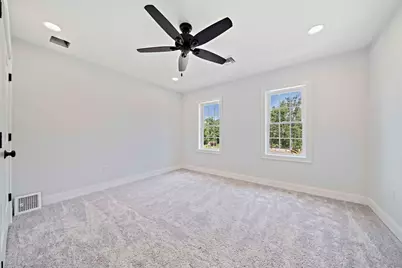 5 Clarendon, Holbrook, MA 02343 - Photo 22