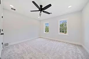 5 Clarendon, Holbrook, MA 02343 - Photo 22