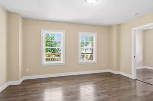 53 Devens St, Springfield, MA 01151 - Photo 8