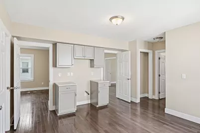 53 Devens St, Springfield, MA 01151 - Photo 14