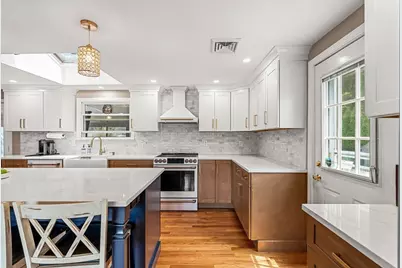 16 Marianne Rd, Lynn, MA 01904 - Photo 6