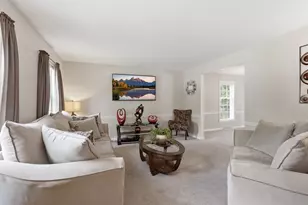 39 Venture Dr, Springfield, MA 01119 - Photo 6