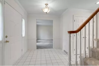 39 Venture Dr, Springfield, MA 01119 - Photo 6
