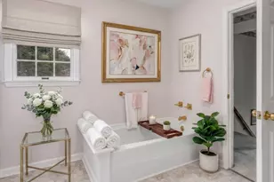 39 Venture Dr, Springfield, MA 01119 - Photo 16