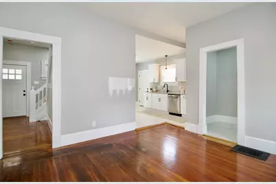 43 Princeton St, Springfield, MA 01109 - Photo 14