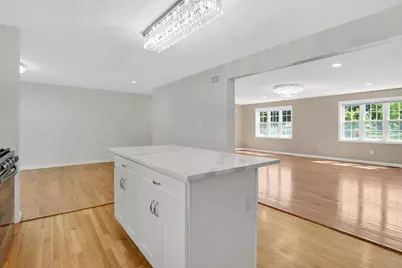 990 Frank Smith Rd, Longmeadow, MA 01106 - Photo 8