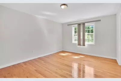 990 Frank Smith Rd, Longmeadow, MA 01106 - Photo 32