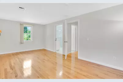 990 Frank Smith Rd, Longmeadow, MA 01106 - Photo 20