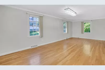 990 Frank Smith Rd, Longmeadow, MA 01106 - Photo 14