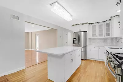 990 Frank Smith Rd, Longmeadow, MA 01106 - Photo 6