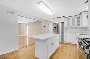 990 Frank Smith Rd, Longmeadow, MA 01106 - Photo 6