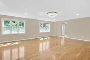 990 Frank Smith Rd, Longmeadow, MA 01106 - Photo 12