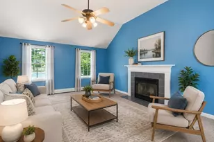 132 Tipperary Dr, Northbridge, MA 01588 - Photo 8