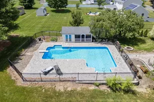 132 Tipperary Dr, Northbridge, MA 01588 - Photo 32