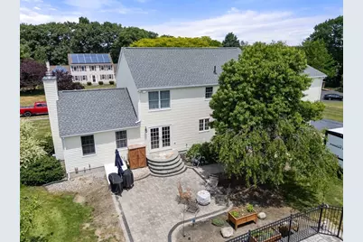 132 Tipperary Dr, Northbridge, MA 01588 - Photo 28