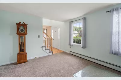 132 Tipperary Dr, Northbridge, MA 01588 - Photo 12