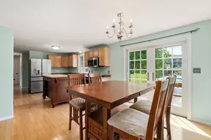 132 Tipperary Dr, Northbridge, MA 01588 - Photo 4