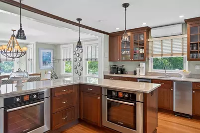 30 Daggett Avenue, Tisbury, MA 02568 - Photo 8