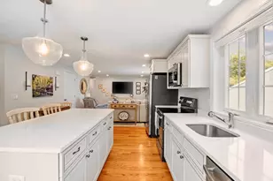 9 Blissful Meadow Dr, Plymouth, MA 02360 - Photo 2