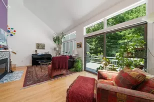 21 Hillside Dr, Wayland, MA 01778 - Photo 8
